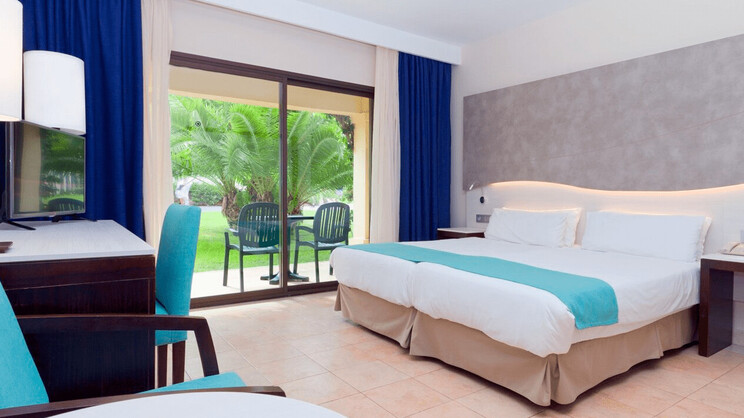 Impressive Playa Granada Golf